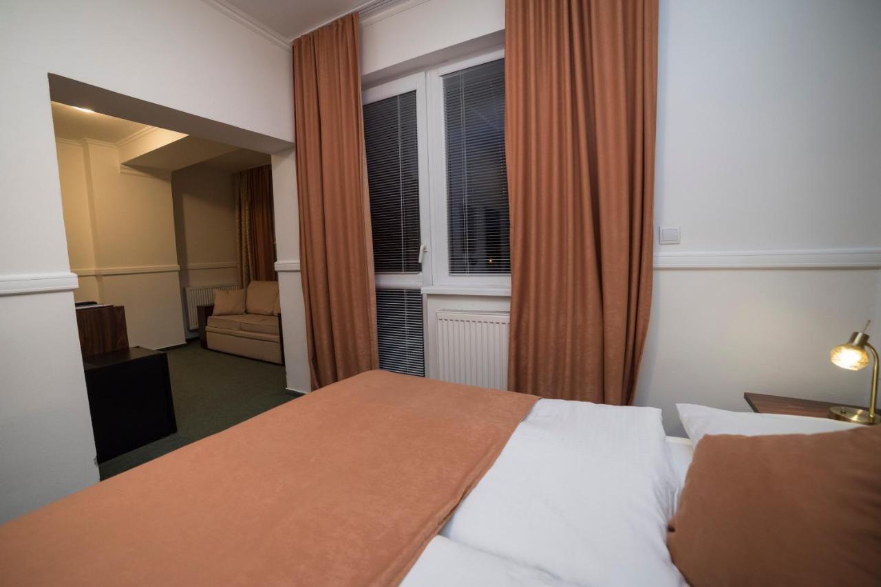 Hotel Alfa Giraltovce Extérieur photo