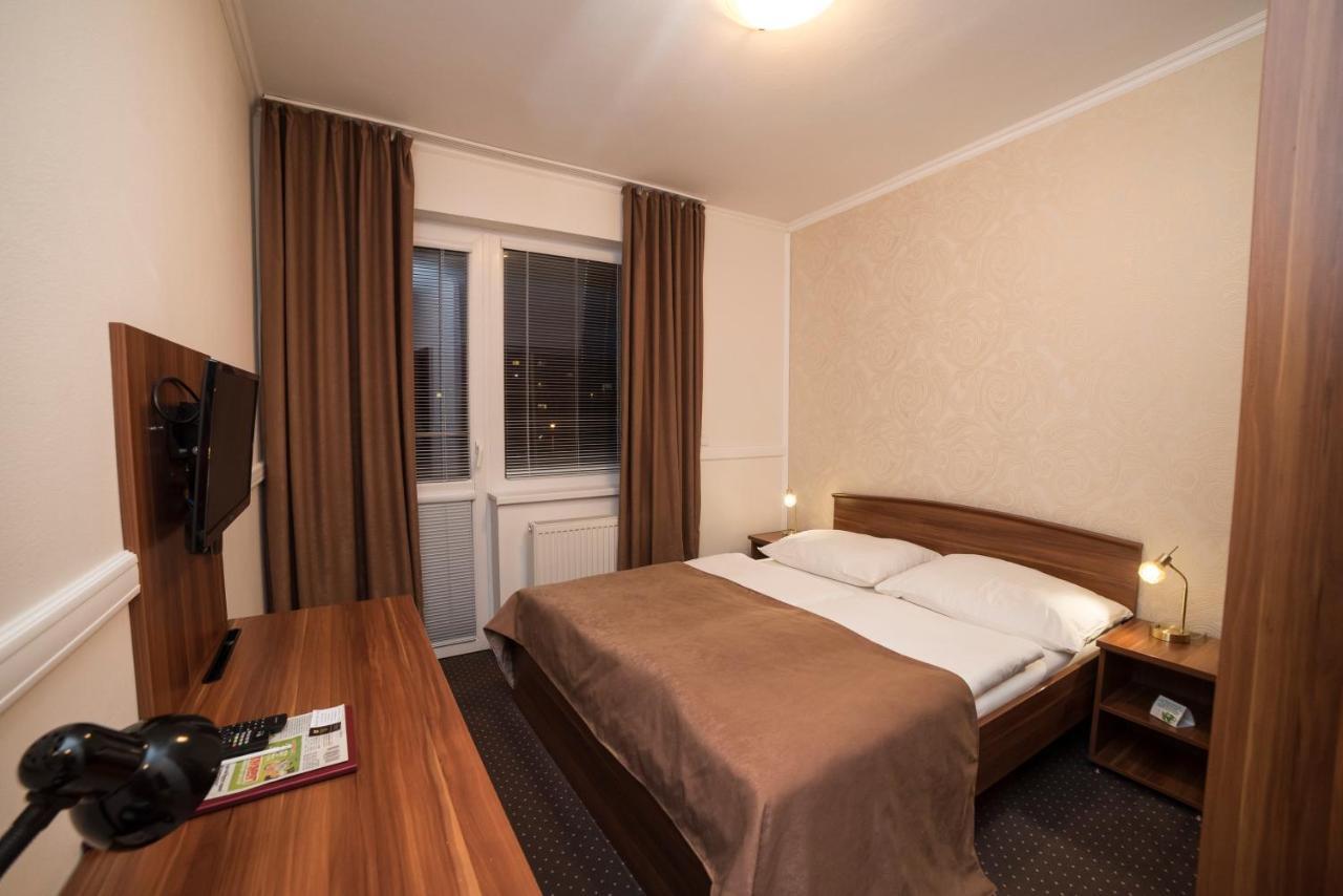 Hotel Alfa Giraltovce Extérieur photo